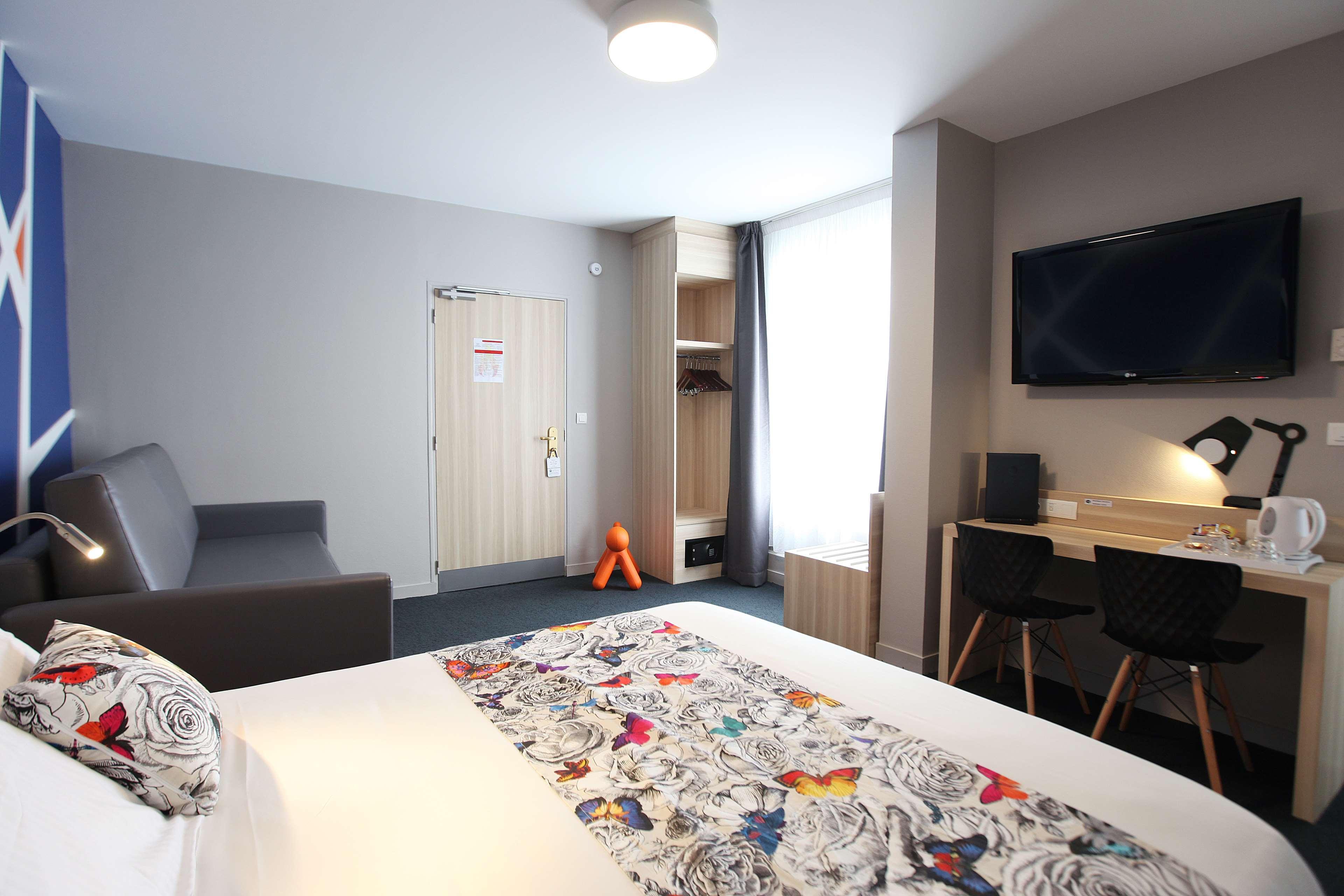 Best Western Hotel De Paris Laval  Exteriör bild