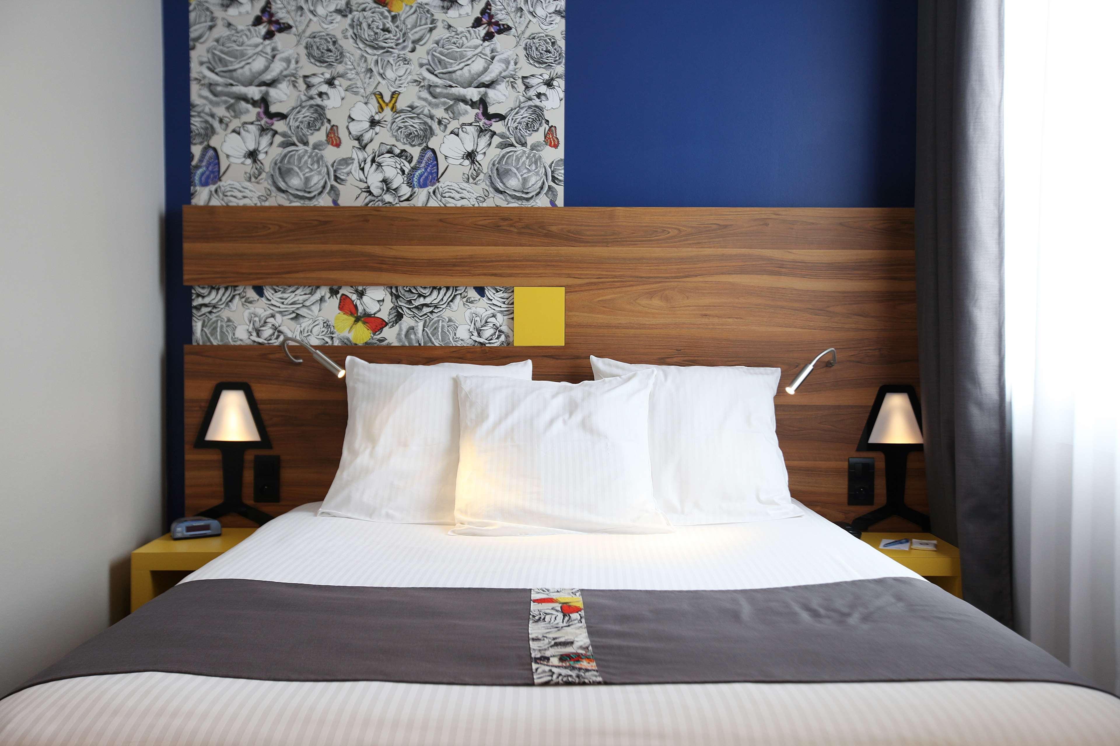 Best Western Hotel De Paris Laval  Exteriör bild