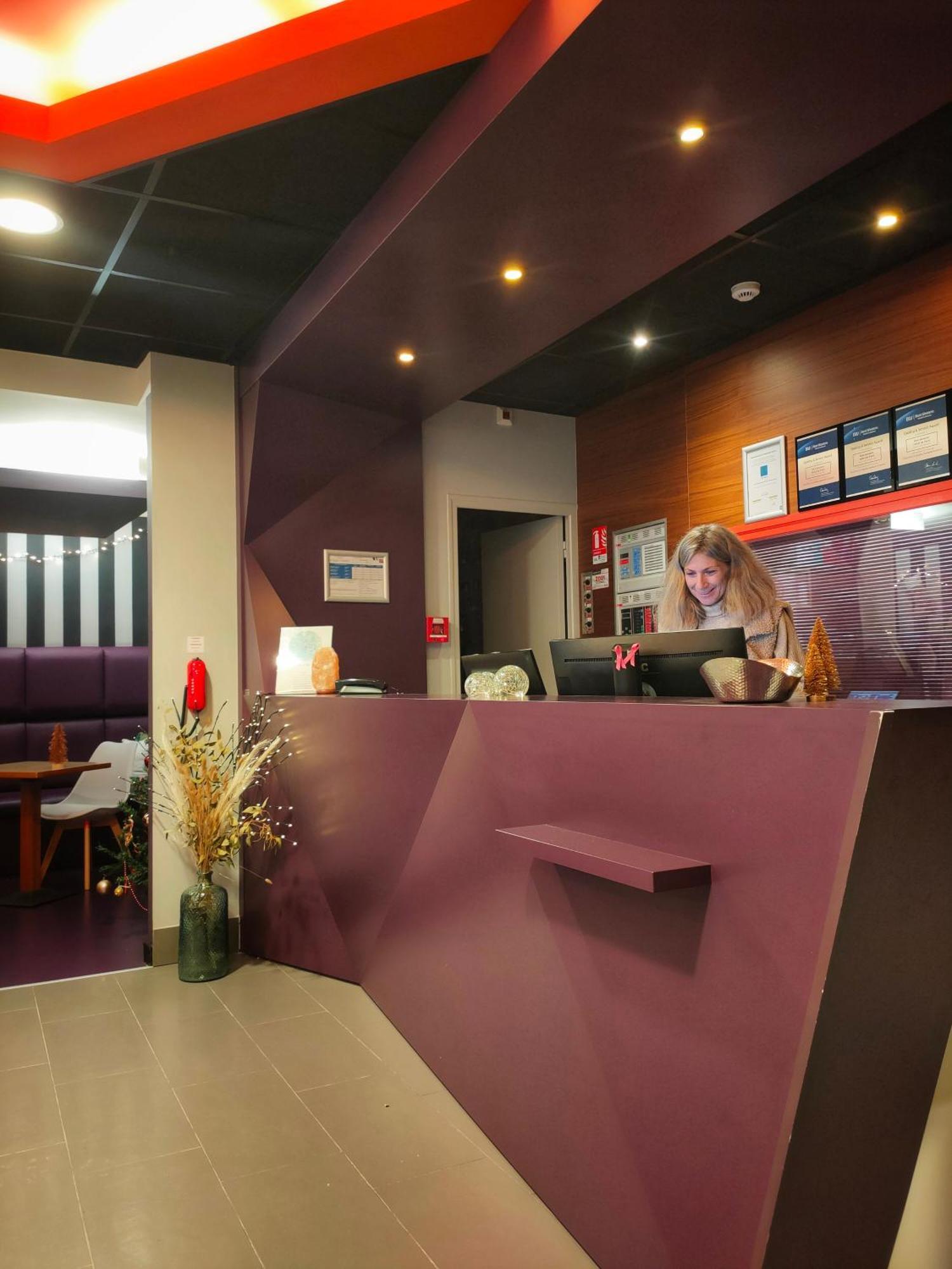 Best Western Hotel De Paris Laval  Exteriör bild